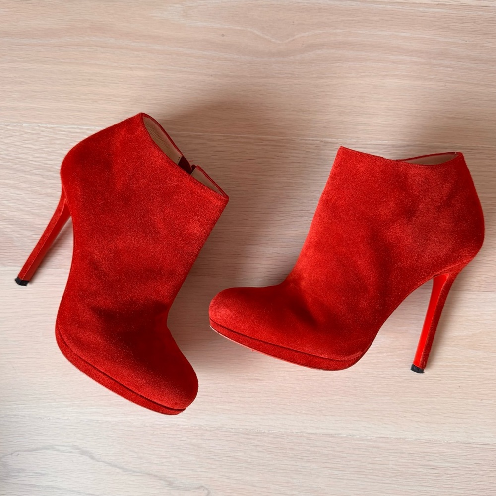 Christian Louboutin Veau Velours Bella Top 120 Ankle Boots